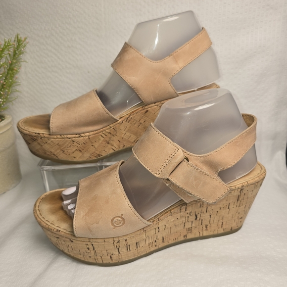 Born Tan Leather Sandal Cork Wedge Womens - Picture 2 of 8